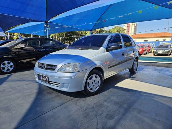 CHEVROLET CORSA 1.0 MPFI JOY 8V FLEX 4P MANUAL CHEVROLET CORSA 1.0 MPFI JOY 8V FLEX 4P MANUAL